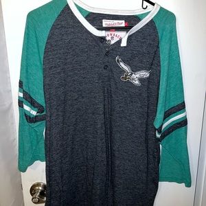 Eagles Mitchell and ness 3/4 sleeve henley size Large